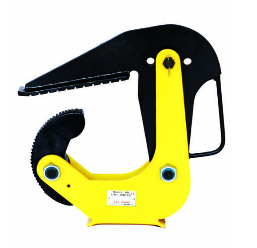 水泥夾鉗用于高速公路排水系統的水泥管吊裝